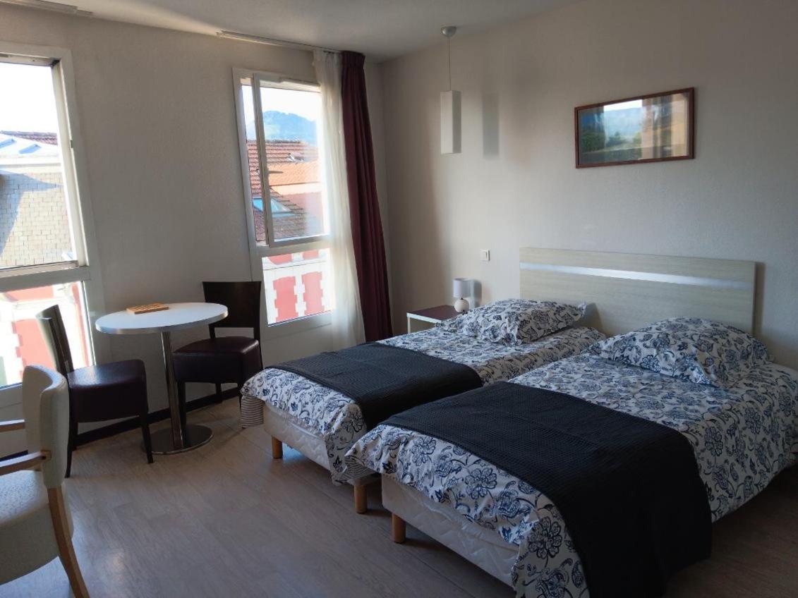 Studio 24M2 Au 4Eme Etage Ascenseur A Cote De La Gare Sncf Лурд Экстерьер фото